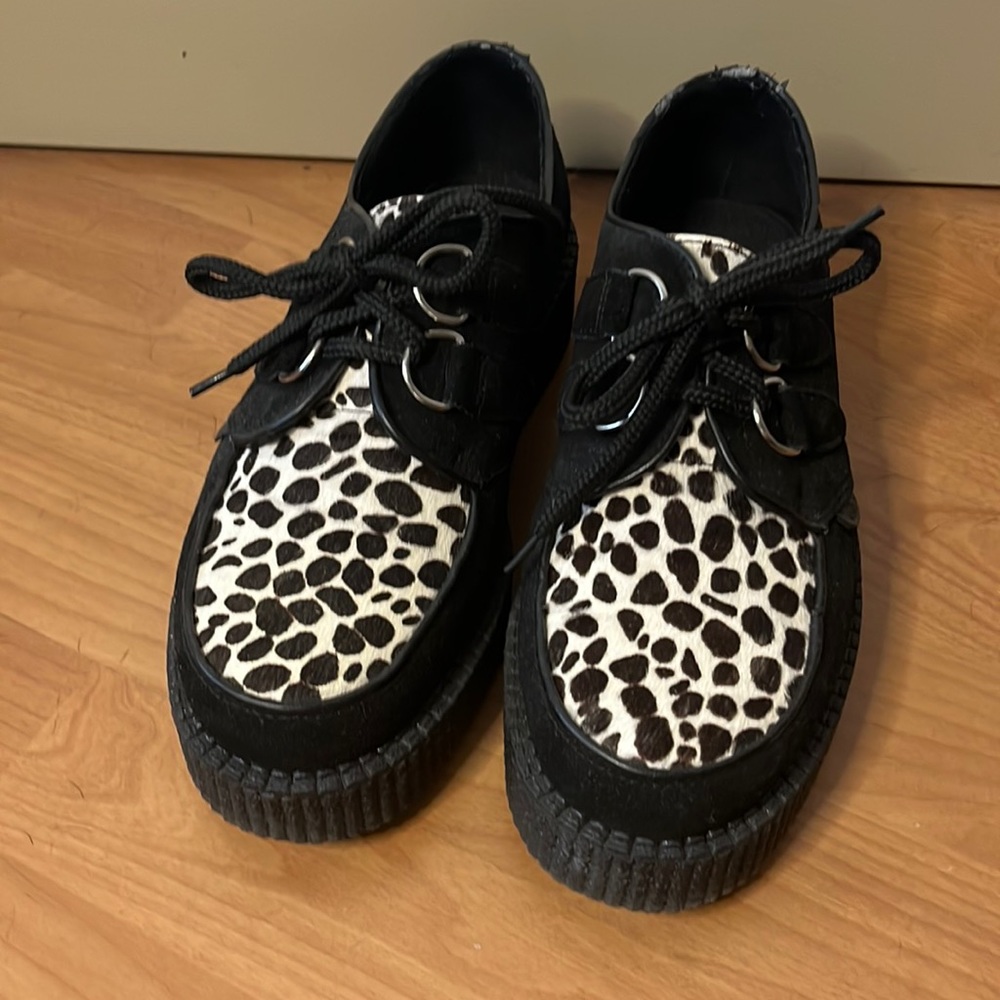 Underground England Creepers